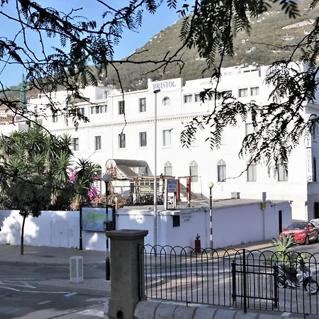 Hotel Bristol